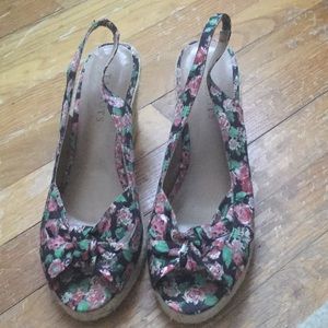 Talbots wedge shoe